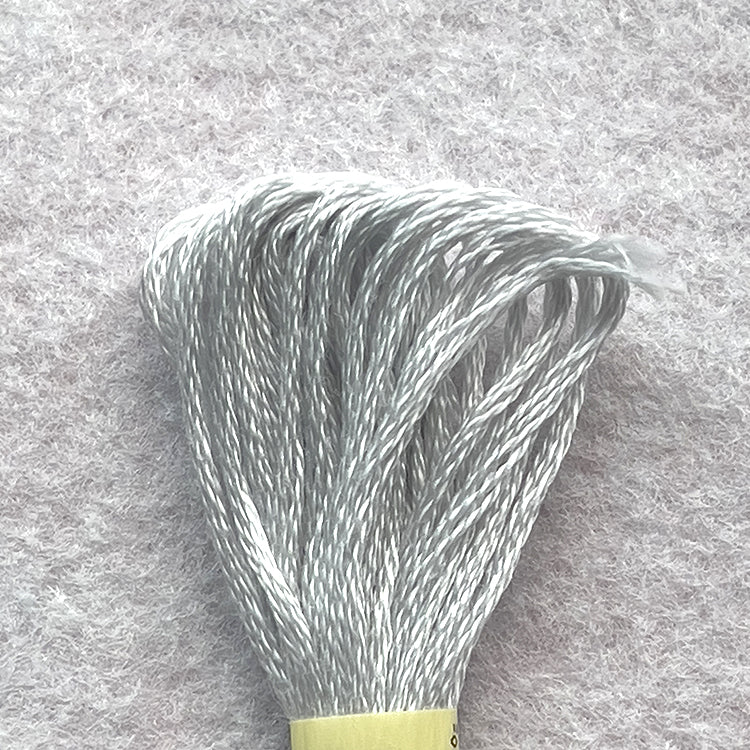 DMC Embroidery Floss - Very Light Pearl Gray 762 image 0