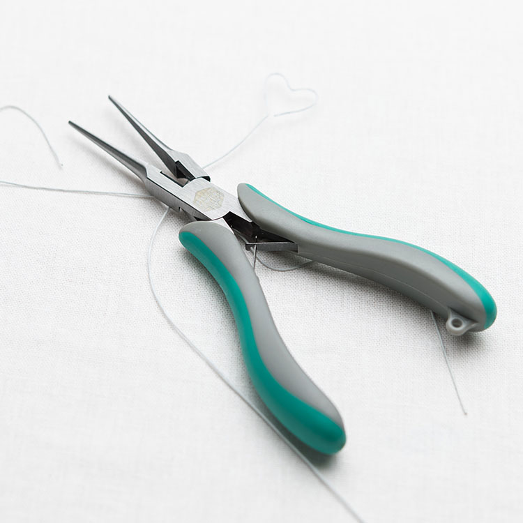 Needle-Nose Pliers/Wire Cutters image 0