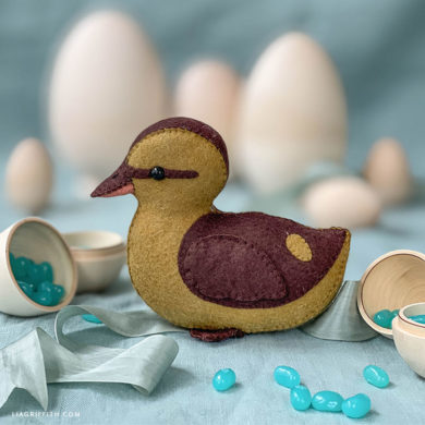 Lia Griffith Felt - Pistachio image 3