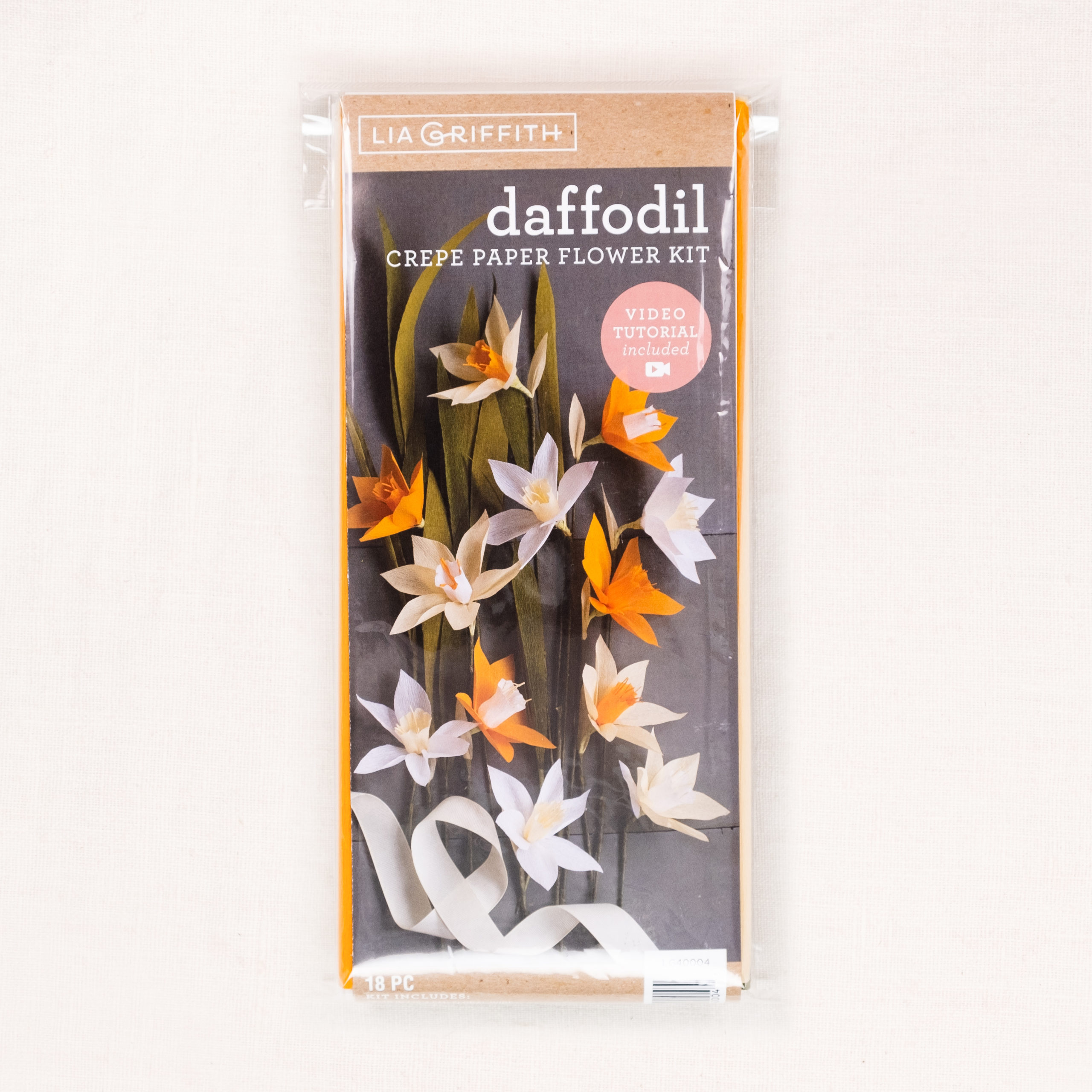 Paper Daffodils: Crepe Paper Flower Kit by Lia Griffith