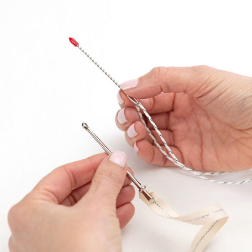 Clover Bodkin 2 Types Lia Griffith for Felt Paper Scissors