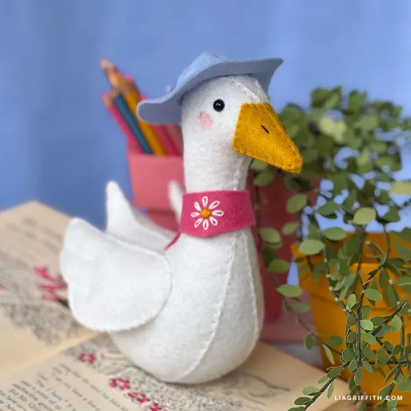 Felt Mama Goose - Digital Download