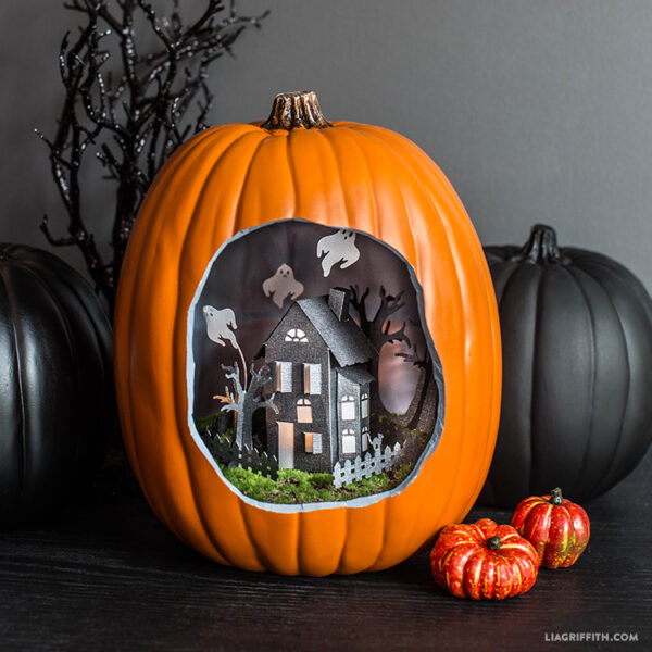 Pumpkin Diorama– Digital Download